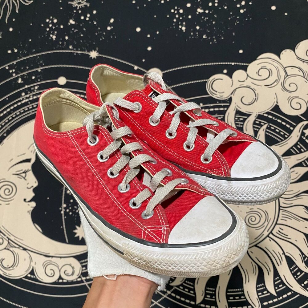 Converse Chuck Taylor All Star M9696 Athletic Sneaker Womens Red Canvas Training